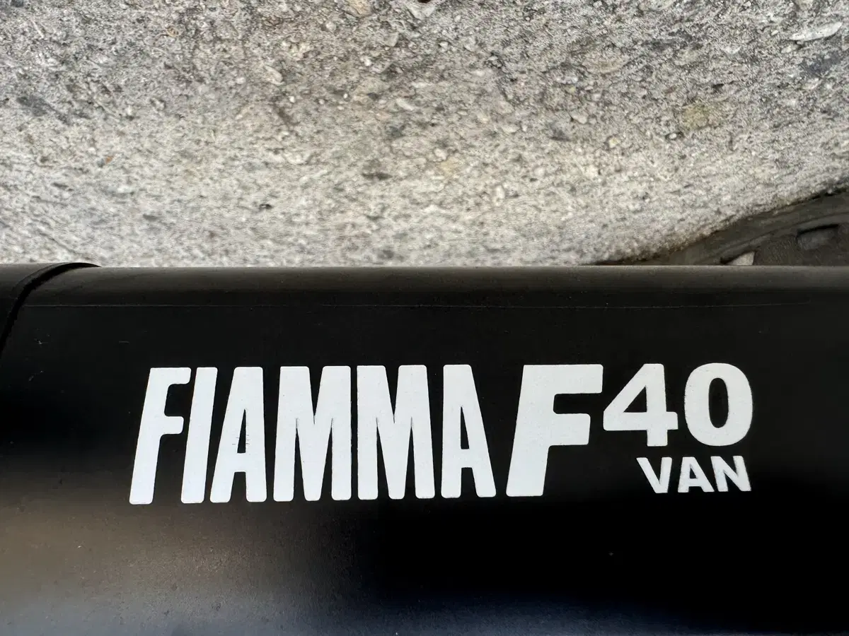 스타리어 어닝 fiamma f40 van